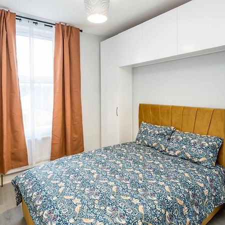 Free Parking, 2 Beds,Close To Train Station Бедфорд Экстерьер фото